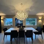 Modern Detached House By The Mountains & Sea Willa Bergen