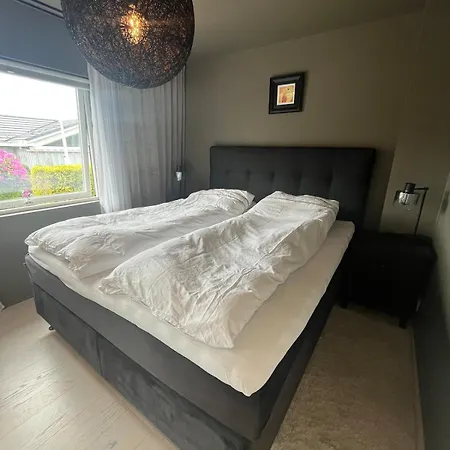 Modern Detached House By The Mountains & Sea Villa Bergen