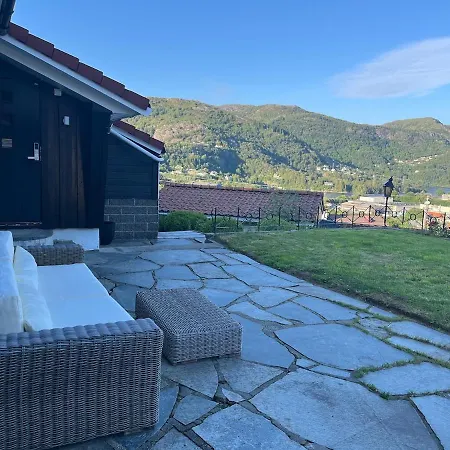 Modern Detached House By The Mountains & Sea Villa *