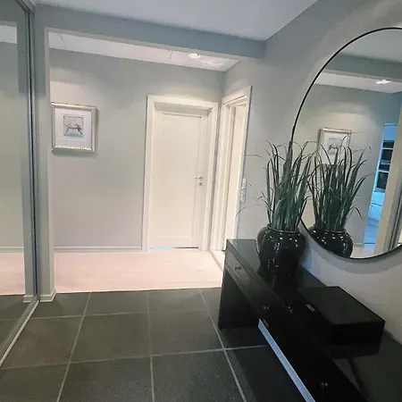 Villa Modern Detached House By The Mountains & Sea