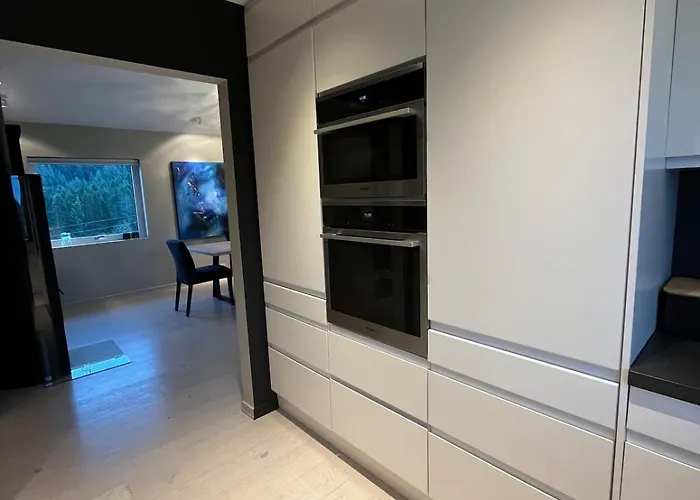 Villa Modern Detached House By The Mountains & Sea Bergen