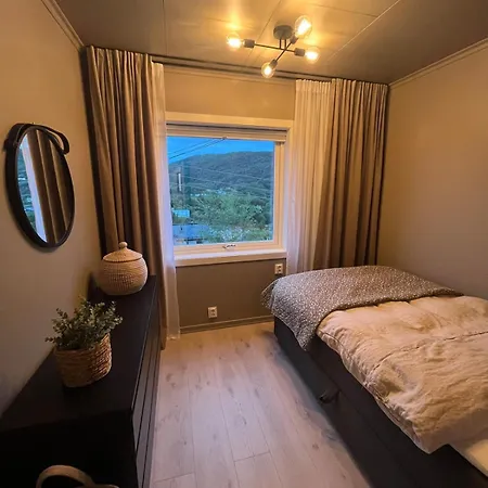 Willa Modern Detached House By The Mountains & Sea Bergen